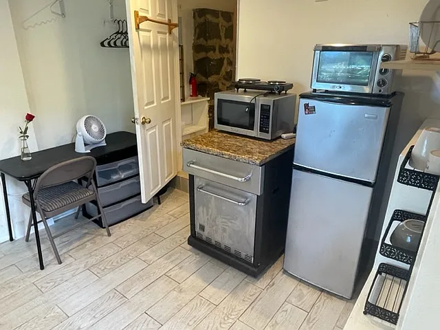 Sierra Dr — Photo 6