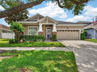 5017 Torrey Hills Ln, Lutz, FL 33558