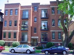2955 N Racine Ave APT 1A, Chicago, IL 60657