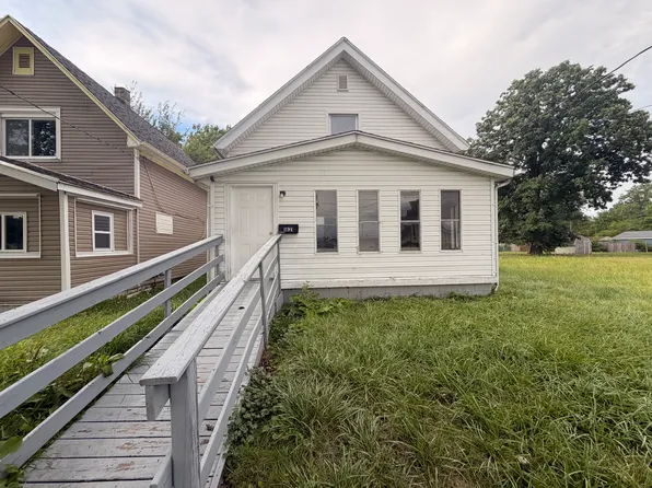 1821 Ridgewood Ave, Toledo, OH 43608