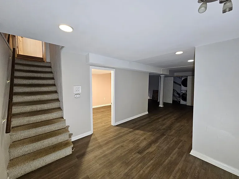 400 Marple Rd — Photo 17