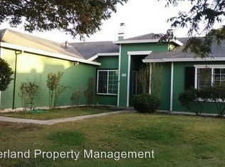 426 Bobolink Ct, Newman, CA