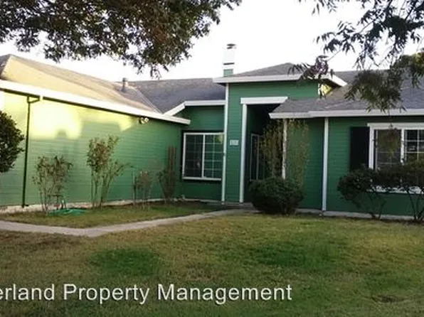 426 Bobolink Ct, Newman, CA 95360