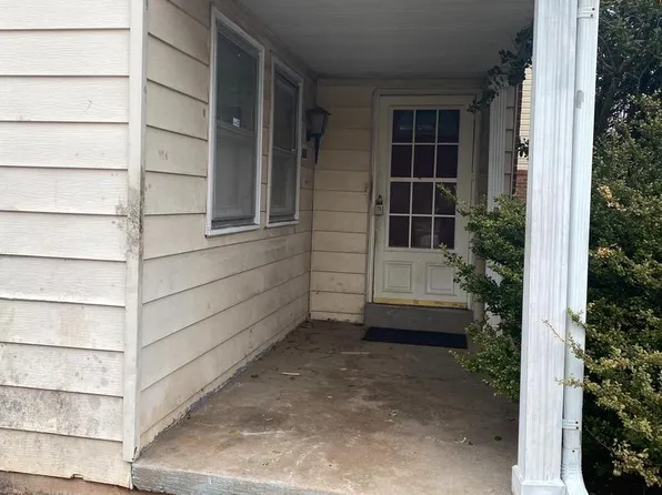 501 Tavenner Ct, Sterling, VA 20164