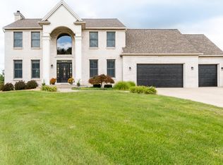 6194 Summerhill Ct, Hudsonville, MI 49426