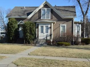 106 7th Ave SW, Aberdeen, SD 57401