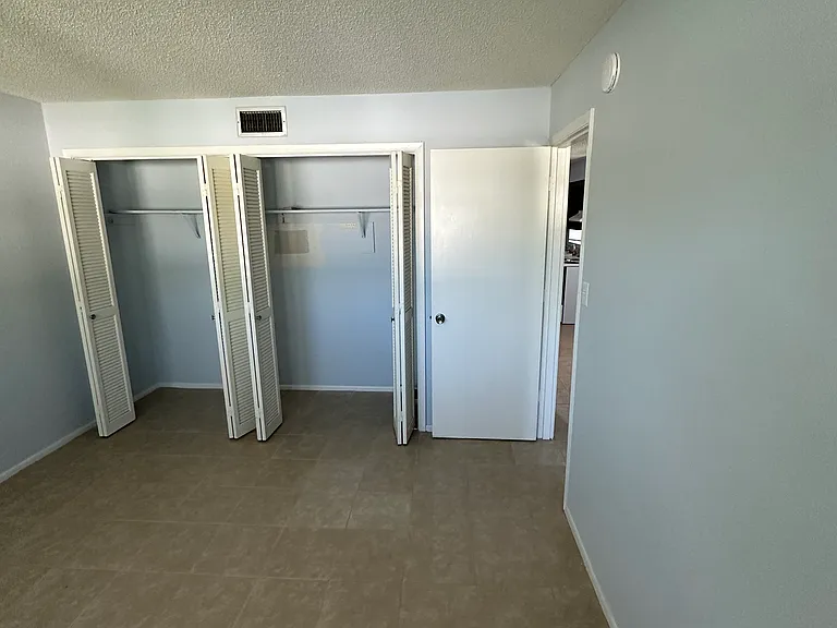 125 Avenida Messina #201 — Photo 13
