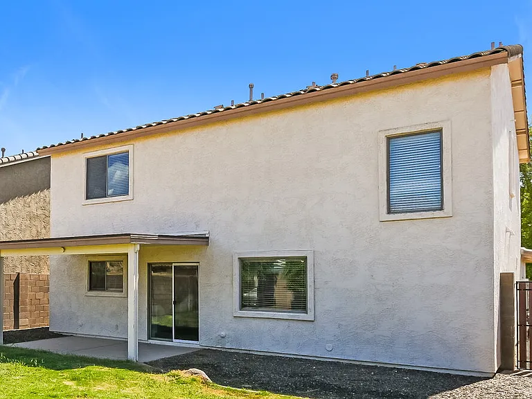 1726 E Bradstock Way — Photo 16