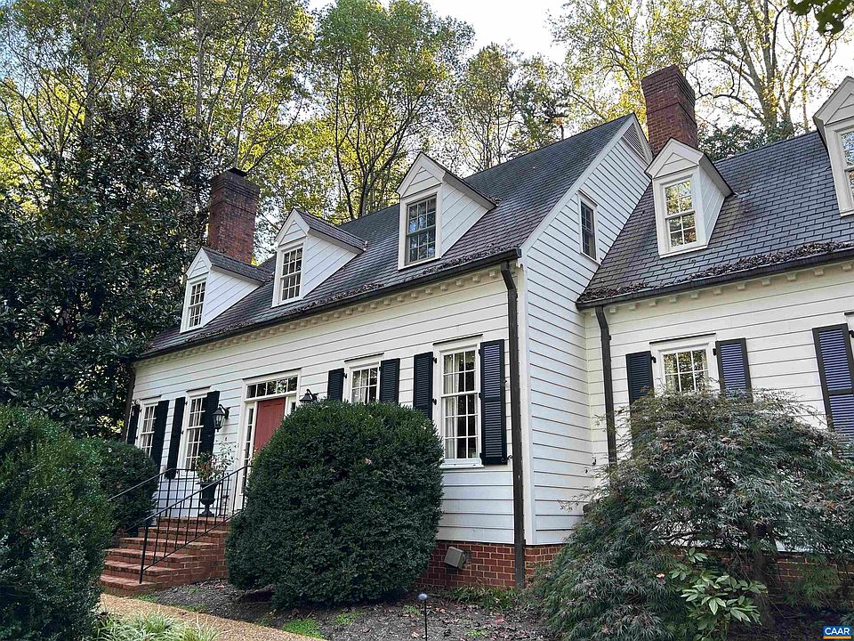 1st image of 421 Rookwood Dr