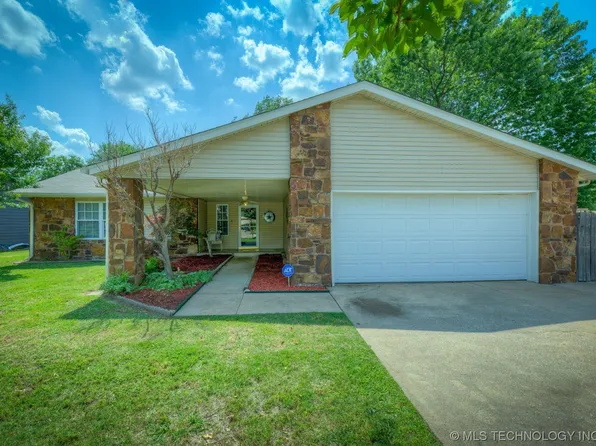 14148 S Poplar Pl, Glenpool, OK 74033