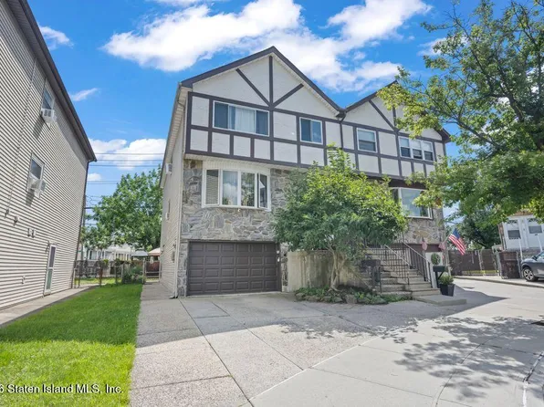 90 Gary Ct, Staten Island, NY 10314
