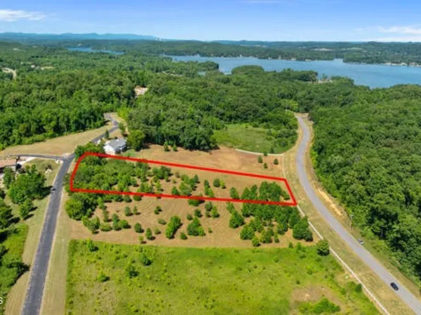 105 Roaming Fawn Dr #616, Rockwood, TN 37854