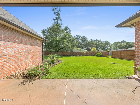4th image of 1044 Angelwood Cir