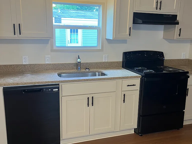 103 Lakeaire Ter — Photo 3