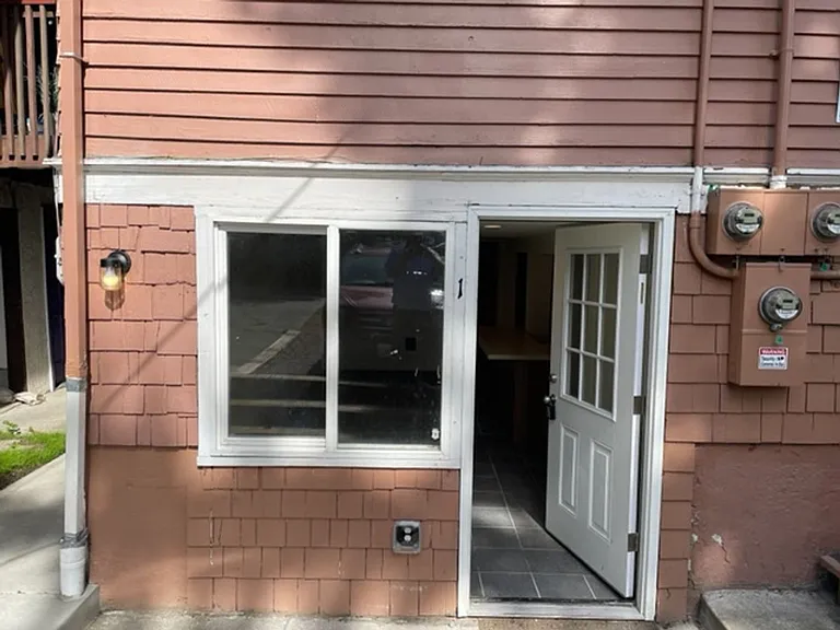 1517 Franklin St — Photo 19