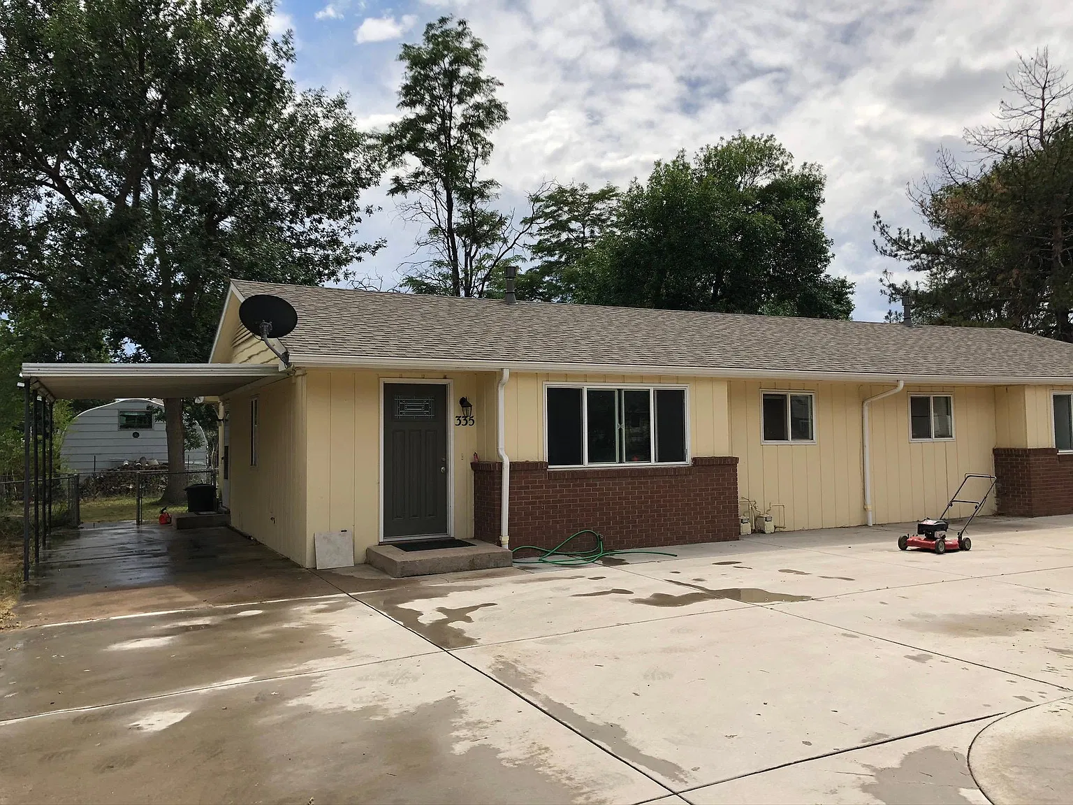 2 bed, 900 sqft, $1,995 — Photo 1
