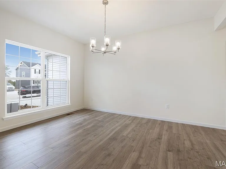 286 Osprey Ct — Photo 2