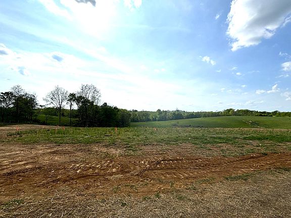 2nd image of 2025 Hundley Ln