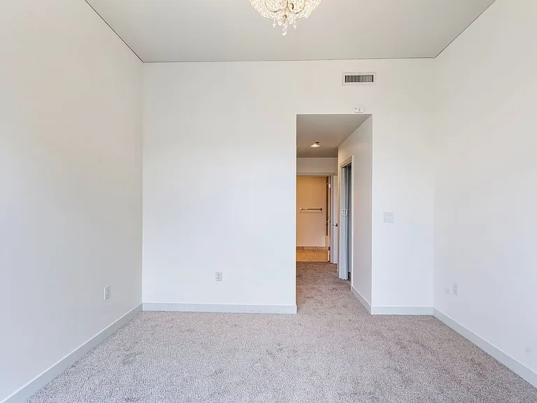 922 NW 11th Ave #509 — Photo 17