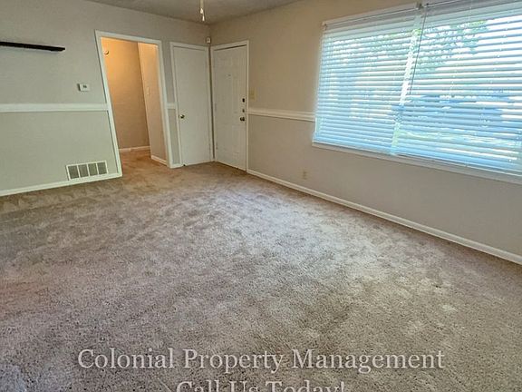 2nd image of 2213 Patricia Cir