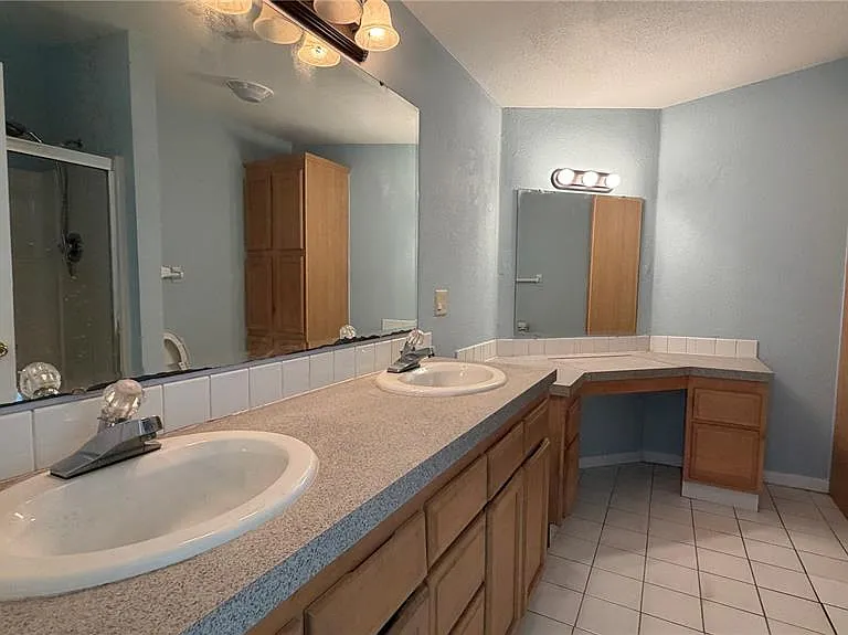 1831 Winchester Ct S — Photo 21