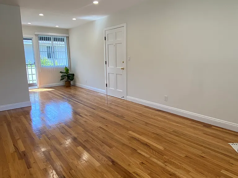 1778 Grevelia St #1778 — Photo 10