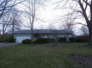 13838 Hamilton Rd, Roanoke, IN 46783