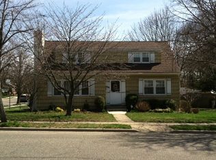 2033 Chestnut St, Baldwin, NY 11510