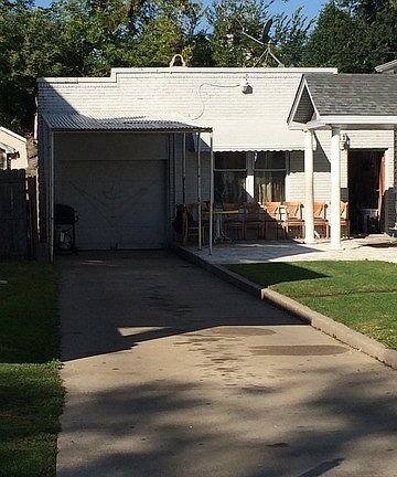 2nd image of 130 N 20th Ave