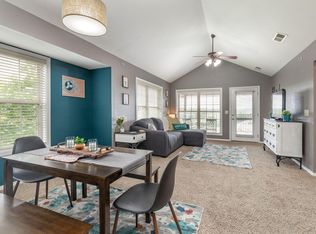 19 Par Ln, Branson West, MO 65737