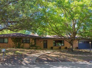 3901 Oakdale Dr, Brownwood, TX 76801