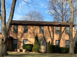 1006 Oak Tree Ct, O Fallon, IL 62269