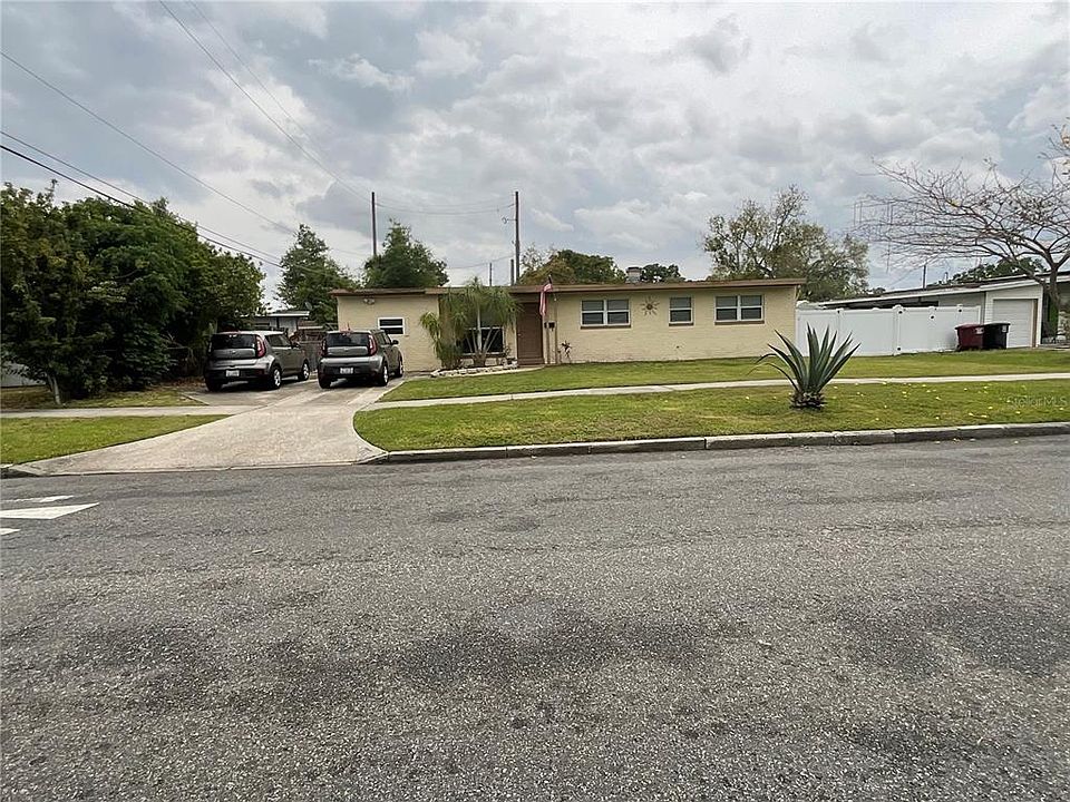 1st image of 611 YUCATAN DRIVE