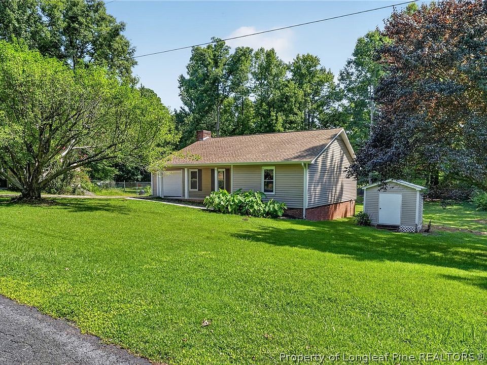1st image of 3109 Parkwood Dr