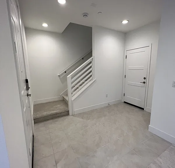 426 Semillon Ln — Photo 2