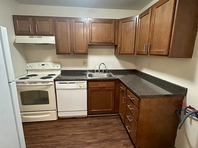 329-353 Schraffts Dr — Photo 1