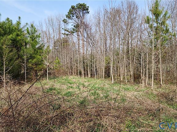 4th image of 9207 Sliding Hill Rd