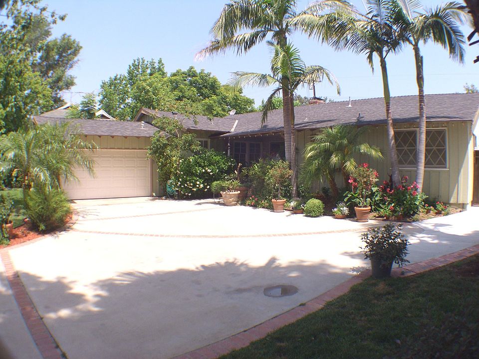 1st image of 23819 Califa St