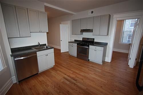 1st image of 1718 N Honore St #1Z