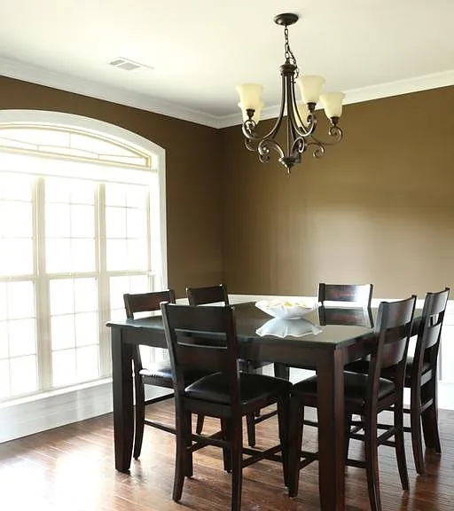 174 Pebblebrook Ln — Photo 3