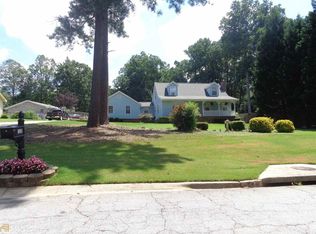 1220 Strawberry Trl, Ellenwood, GA 30294