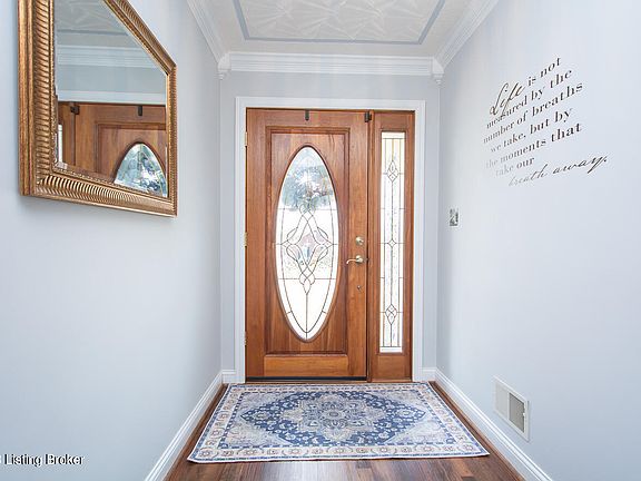 3rd image of 288 Beechwood Ave