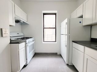3086 32nd St APT 26, Astoria, NY 11102