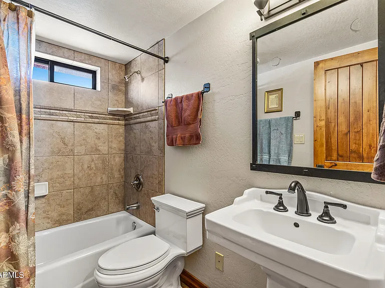 8950 W Antoinette Way — Photo 140