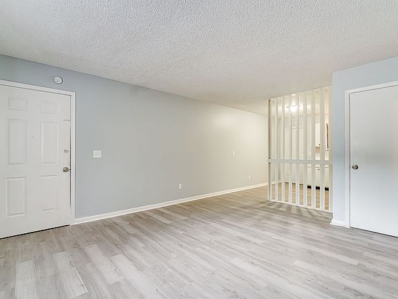 5th image of 5240 Westchase Ct #3
