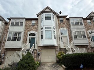 4118 Waterford Dr, Center Valley, PA 18034