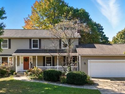 374 Timber Rdg, Cuyahoga Falls, OH, 44223