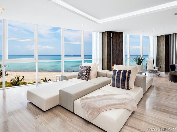 5th image of 18201 Collins Ave #509