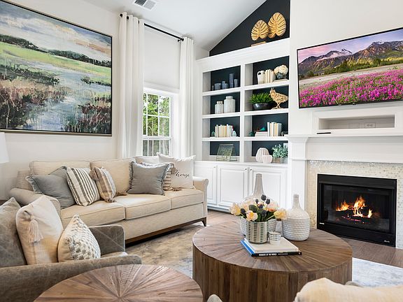 Images of the home are for illustrative purposes only and should never be relied upon