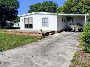 16 Pinecrest St, Lake Placid, FL 33852